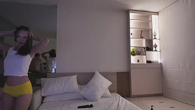 peachandlemon live cam