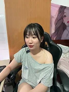 Bella439 live cam