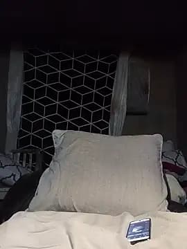 Naughtygrany live cam