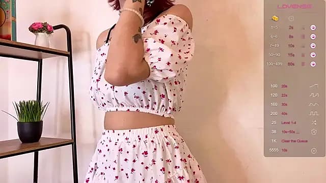 Cruela_Bena live cam