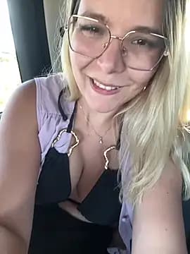 EmyLana live cam