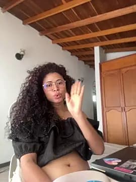 GabriSaenz live cam