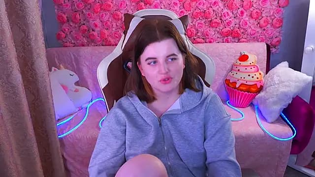 KristiFoxy live cam