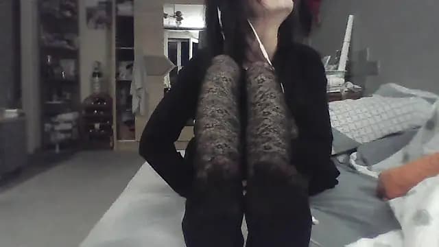 ChargedReign live cam