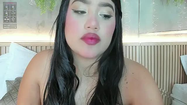 Lana_Lann live cam
