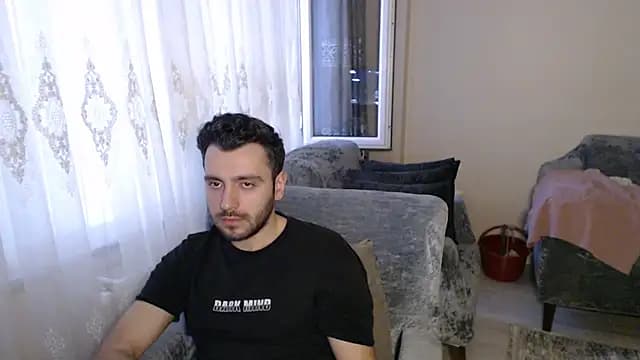 handsomeee04 live cam