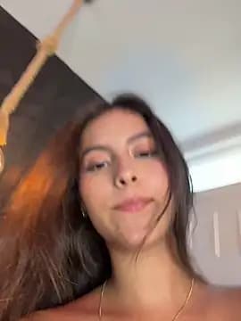 Valeria-escobar live cam