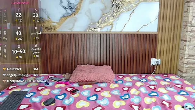 moxie_monclair live cam