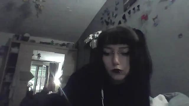 ChargedReign live cam