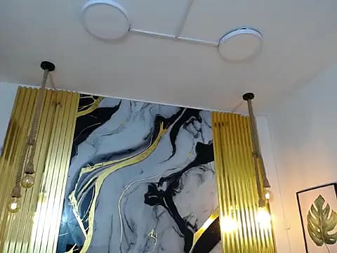 mathews_04 live cam