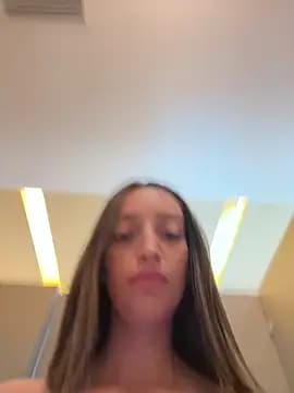 BelleLouiseVp live cam