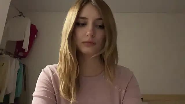 CassiPlacido live cam
