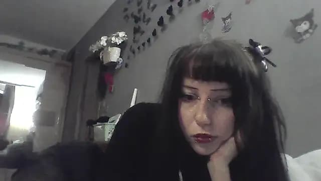 ChargedReign live cam