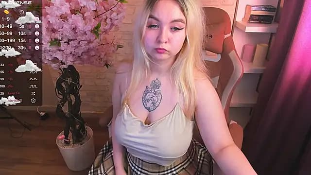 green_eye_twinkle live cam