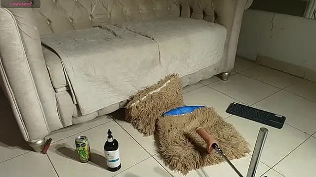 flavia_cruz live cam