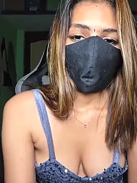 Isha_Sax live cam