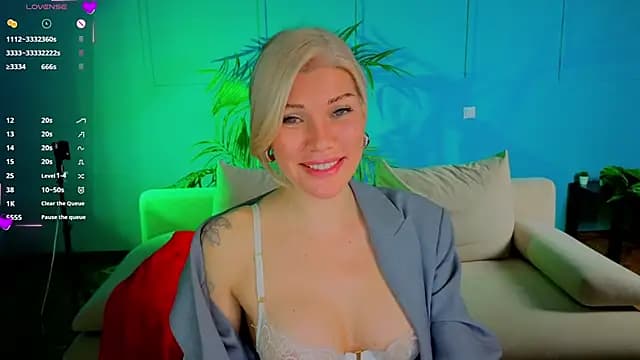 Lindsi_Luvviv live cam