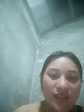 Momo-biki live cam