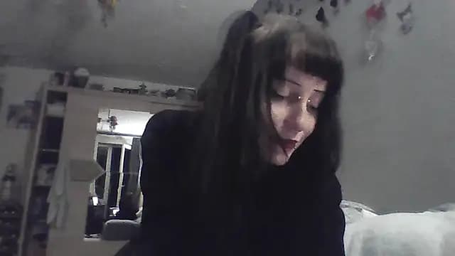 ChargedReign live cam
