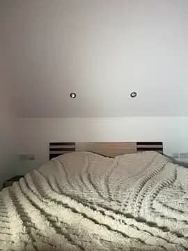 AlyraMoon live cam
