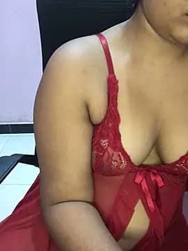Rose_Olivia live cam on Stripchat