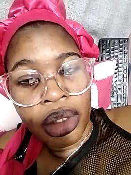 Cherrydollx live cam