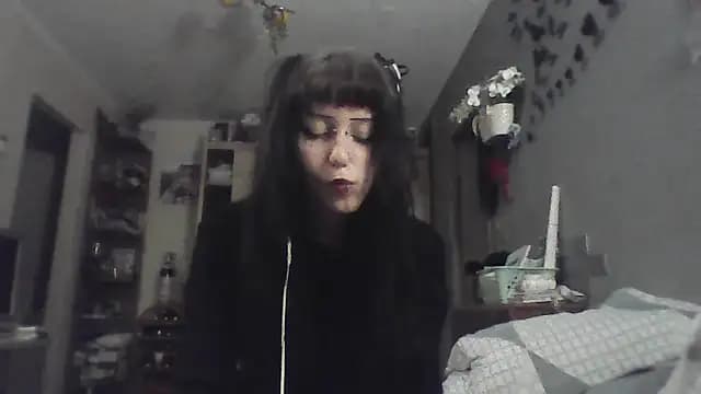ChargedReign live cam