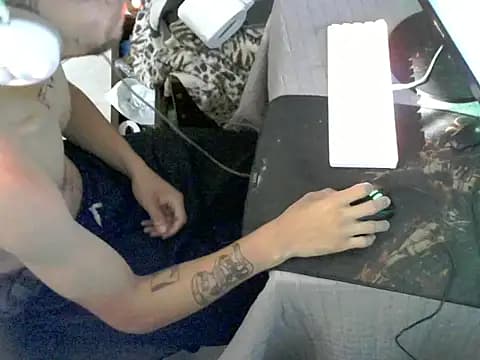 iCrashzin live cam