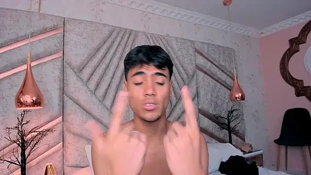 DannTaylor live cam
