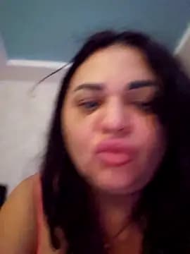 -CUTE-EVVIL live cam