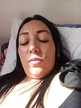 Laura_martin_ live cam