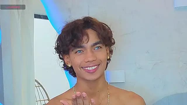AlanCutee live cam