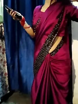 Saxy_bhabhi79 live cam