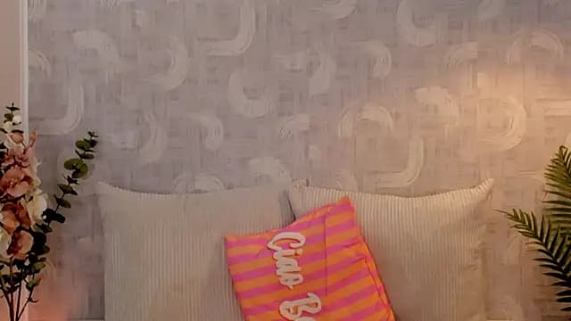 MargoHillX live cam