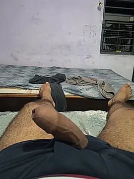 IndianDaddy0 live cam