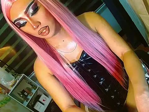 HOLLYWOOD_QUEEN_88 live cam