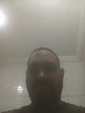 jfgustavo001 live cam