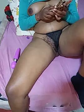 Petite_TightAss live cam