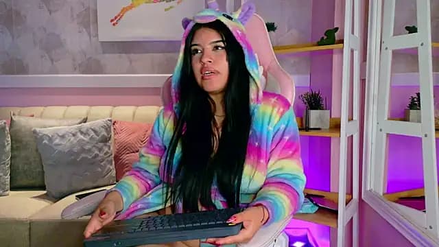 MeghanRoosee live cam