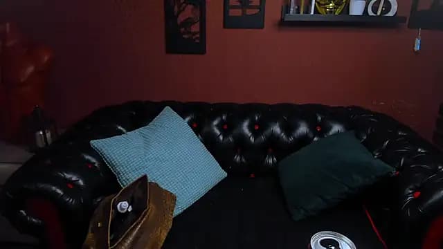 ChloeValentinee live cam