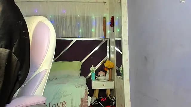 Santy_bigcock_01 live cam