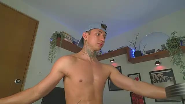 ArchiGoldd live cam