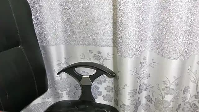 Shiuli_b live cam