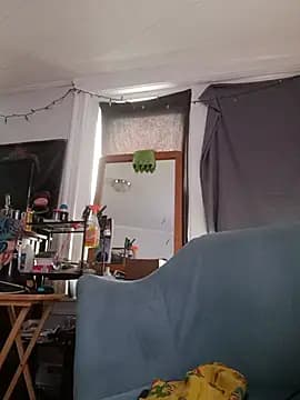 ChuckyyDee live cam