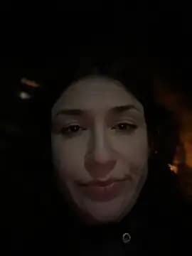 ScarletBloom_ live cam