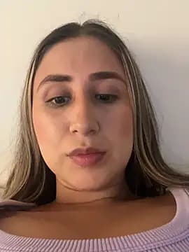VictoriaWhitmore live cam