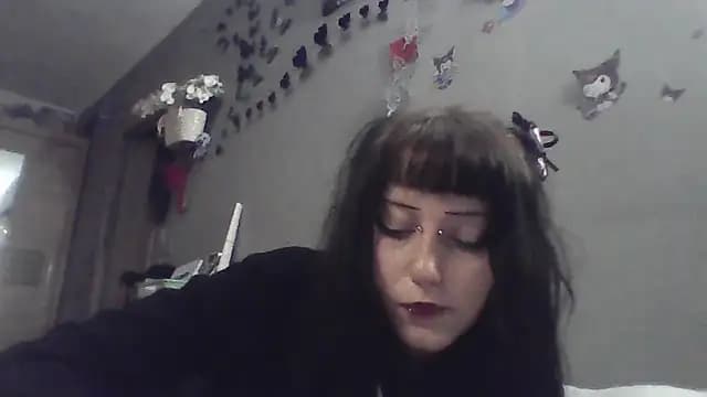 ChargedReign live cam