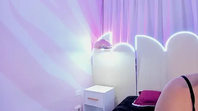 AmelieCooper live cam