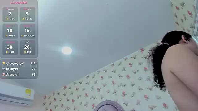 crystal_watson0 live cam