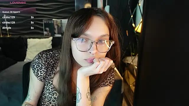 ChloeSunny live cam